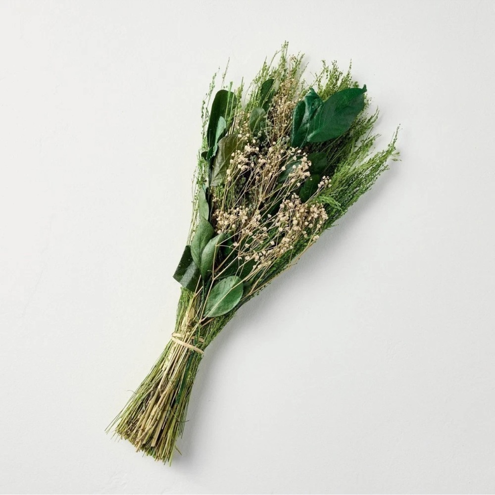 Hearth & Hand NWT 20" Preserved Mixed Leaf And Grass Bundle